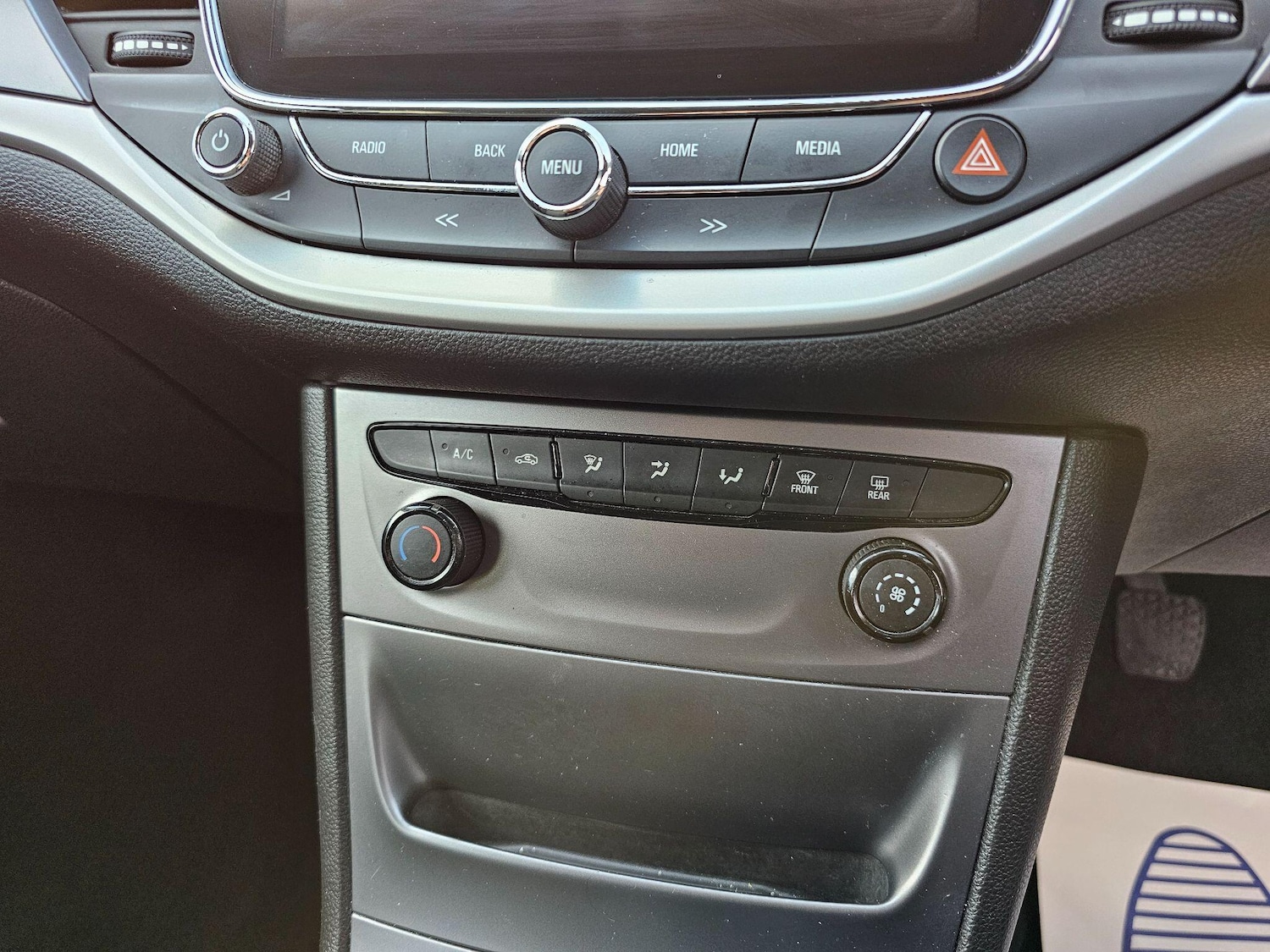 Used Vauxhall Astra 2017 for sale - 76752473: Photo 23