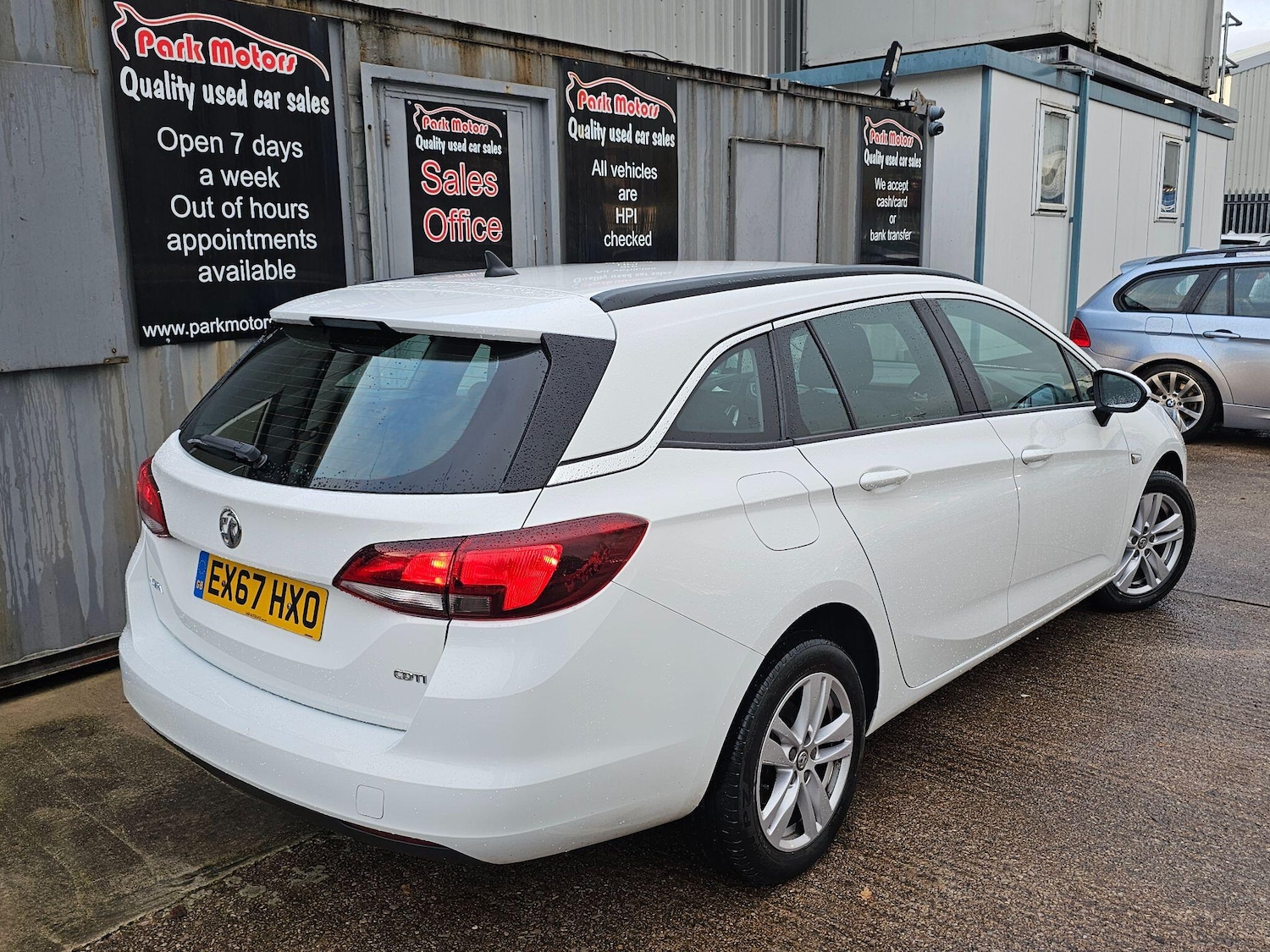 Used Vauxhall Astra 2017 for sale - 76752473: Photo 3