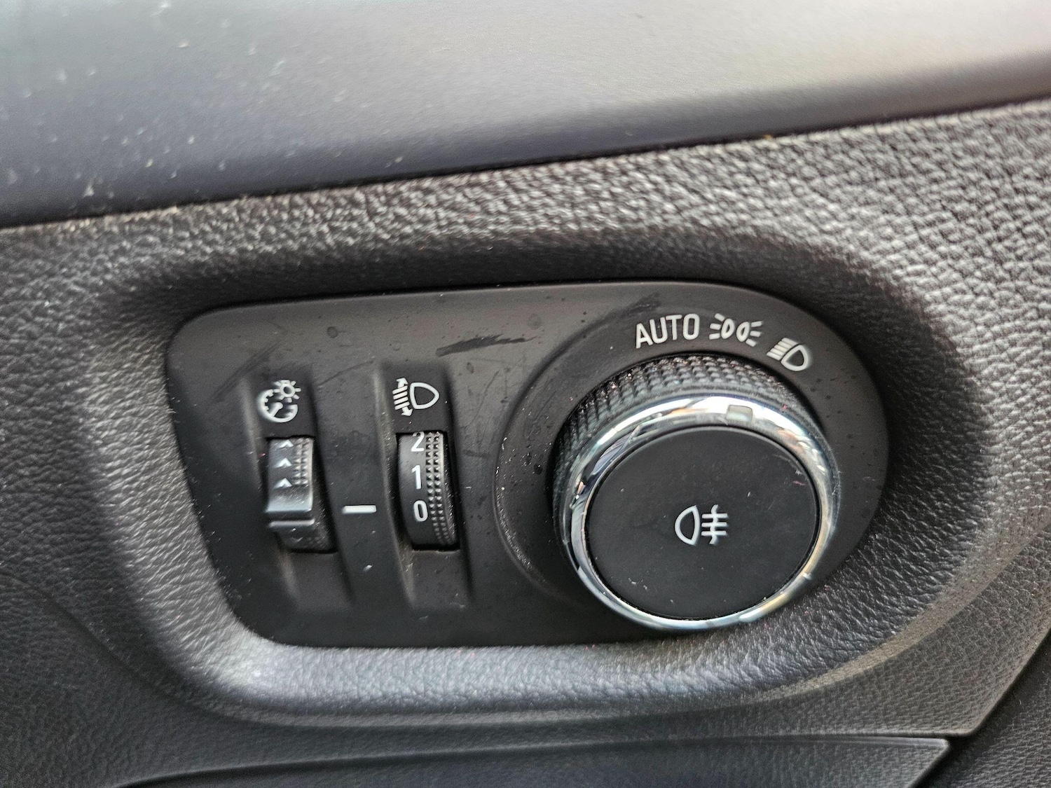 Used Vauxhall Astra 2017 for sale - 76752473: Photo 33