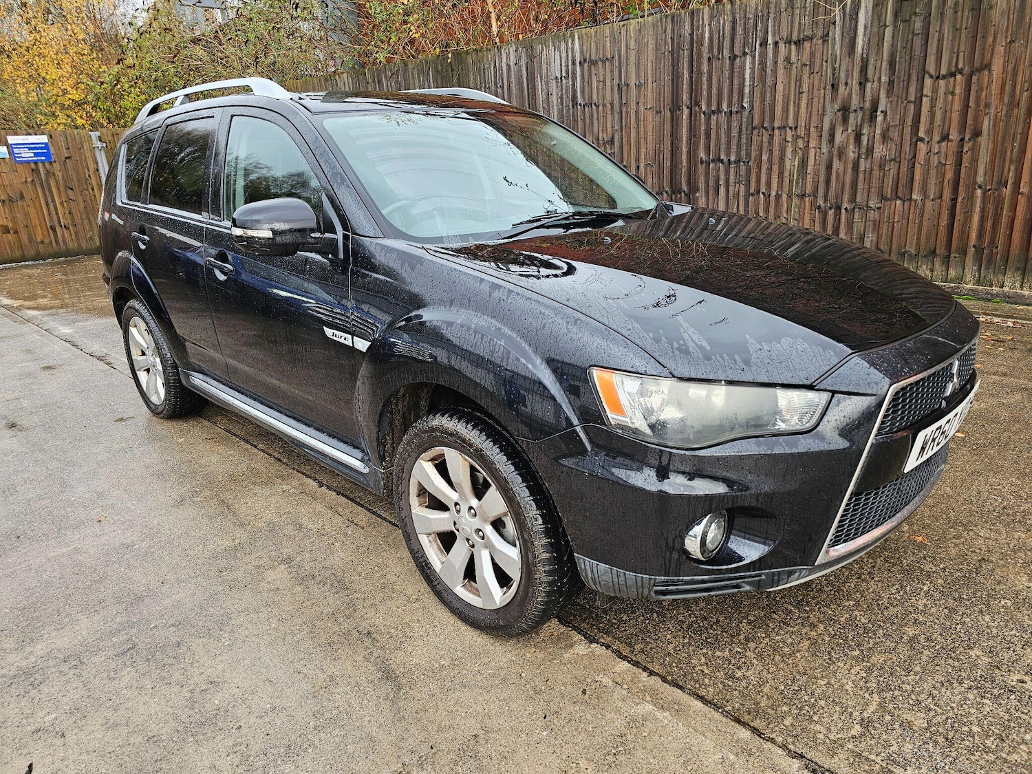 Used Mitsubishi Outlander 2010 for sale - 76688887: Photo 1
