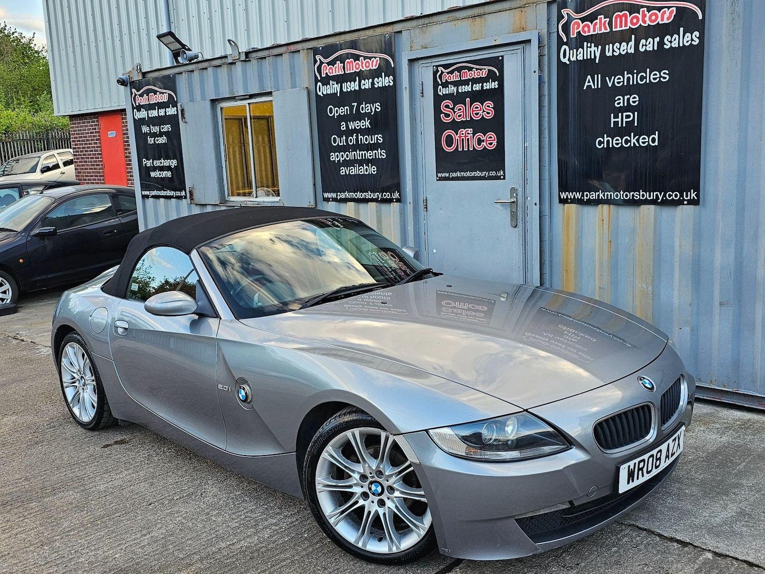 Used BMW Z4 2008 for sale - 78117182: Photo 2