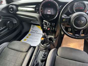 Used MINI Hatch 2021 for sale - 74477474: Photo