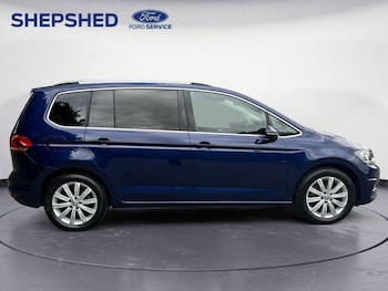 Used Volkswagen Touran 2019 for sale - 75459309: Photo