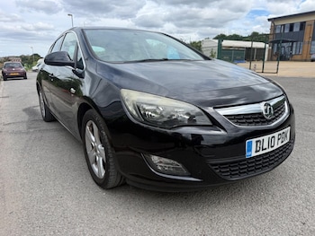 Used Vauxhall Astra 2010 for sale - 79061881: Photo