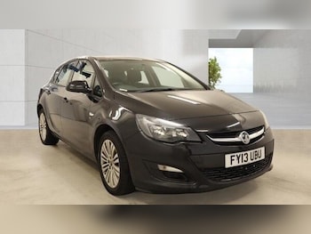 Used Vauxhall Astra 2013 for sale - 79396611: Photo