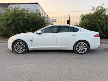 Used Jaguar XF 2010 for sale - 79224072: Photo