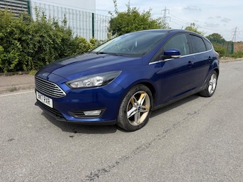 Used Ford Focus 2017 for sale - 79062476: Photo