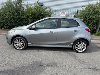 Used Mazda Mazda2 2011 for sale - 79061833: Photo
