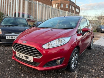 Used Ford Fiesta 2015 for sale - 79247925: Photo