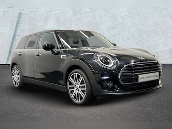 2023 (23) - Clubman Cooper Exclusive 6-Door