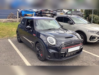 2023 (72) - Hatch John Cooper Works 3-Door