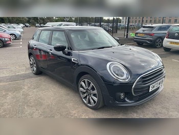 (73) - Clubman Cooper Exclusive 6-Door
