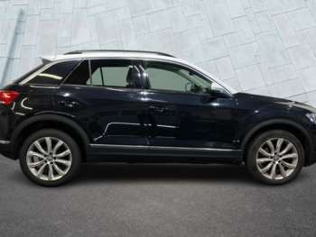 Used Volkswagen T-Roc 2018 for sale - 75040501: Photo