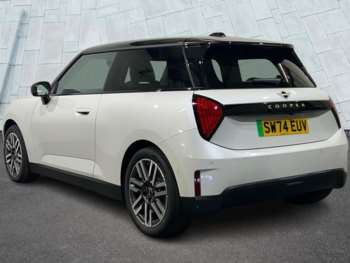 Used MINI Hatch 2024 for sale - 75140778: Photo