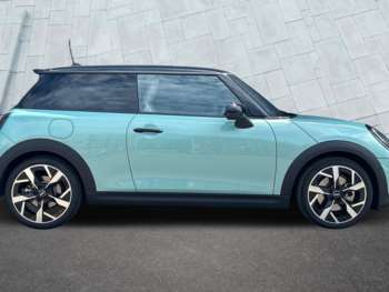 Used MINI Hatch 2024 for sale - 75154391: Photo