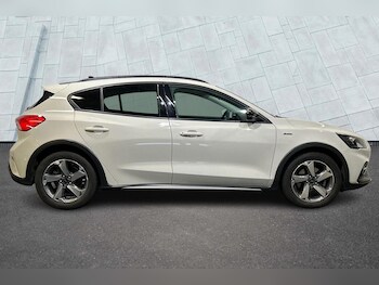 Used Ford Focus 2020 for sale - 75041613: Photo