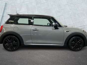 Used MINI Hatch 2019 for sale - 75071947: Photo