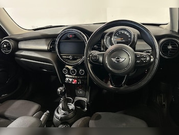 Used MINI Hatch 2016 for sale - 76109119: Photo