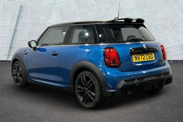 Used MINI Hatch 2022 for sale - 75351745: Photo 2