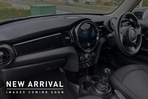 Used MINI Hatch 2021 for sale - 76240065: Photo 2