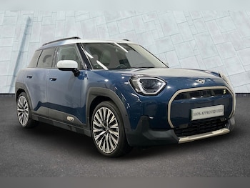 2024 (74) - 160kW SE Exclusive 54kWh 5dr Auto