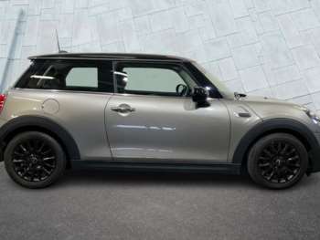 Used MINI Hatch 2018 for sale - 74848856: Photo