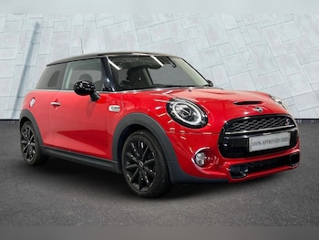 Used MINI Hatch 2018 for sale - 75493382: Photo