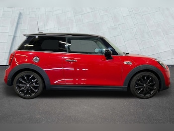 Used MINI Hatch 2018 for sale - 75493382: Photo