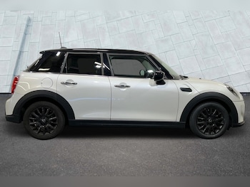 Used MINI Hatch 2022 for sale - 75520184: Photo