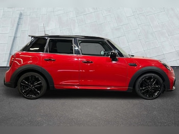 Used MINI Hatch 2021 for sale - 75756744: Photo