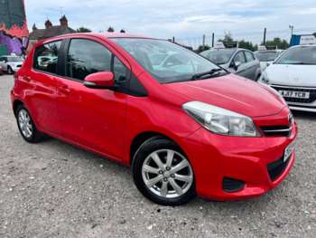 Used Toyota Yaris 2013 for sale - 74957487: Photo
