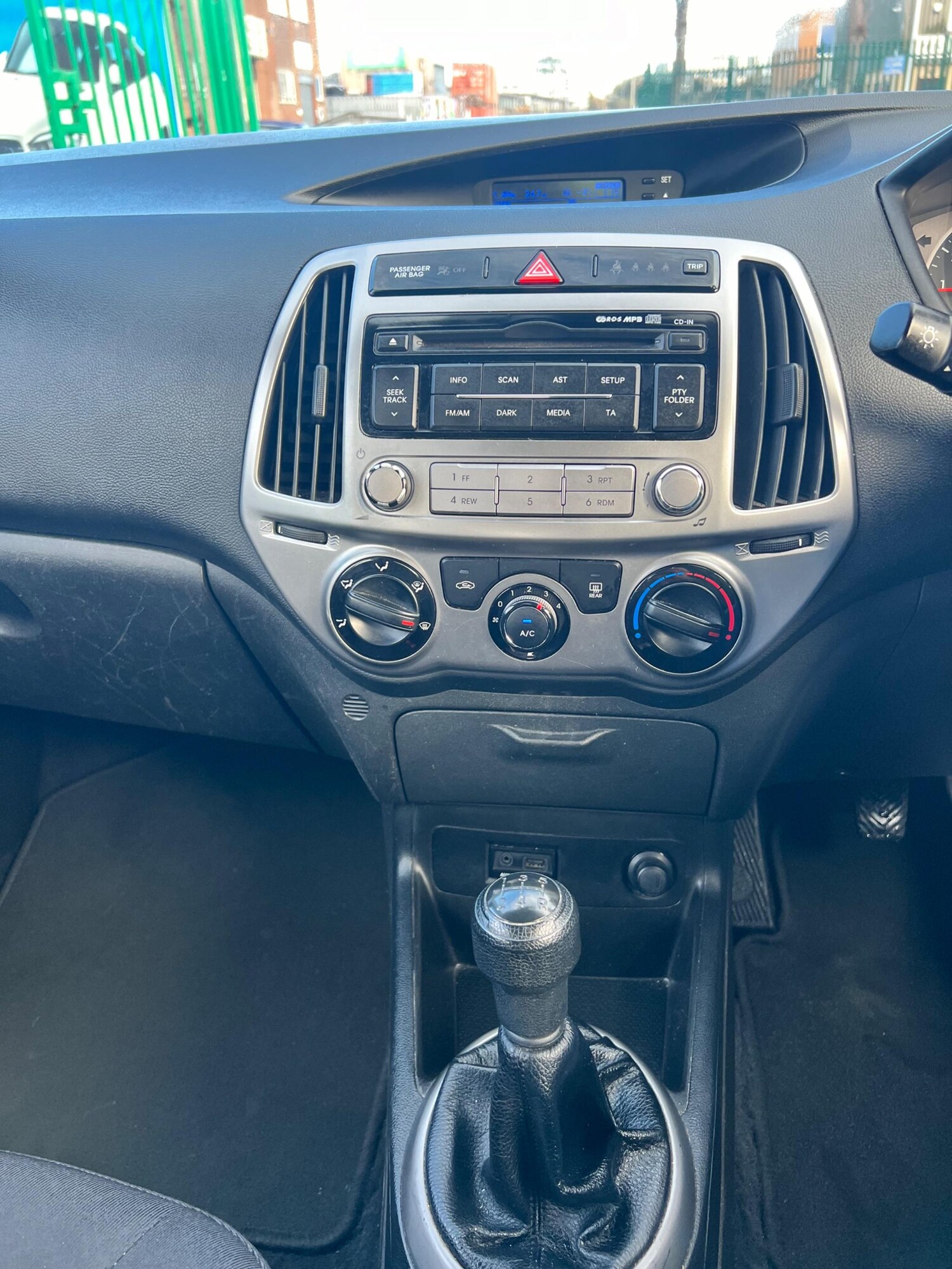 Vehicle 29
