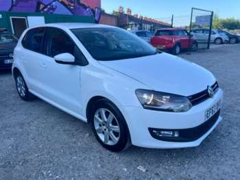 Used Volkswagen Polo 2014 for sale - 74726262: Photo