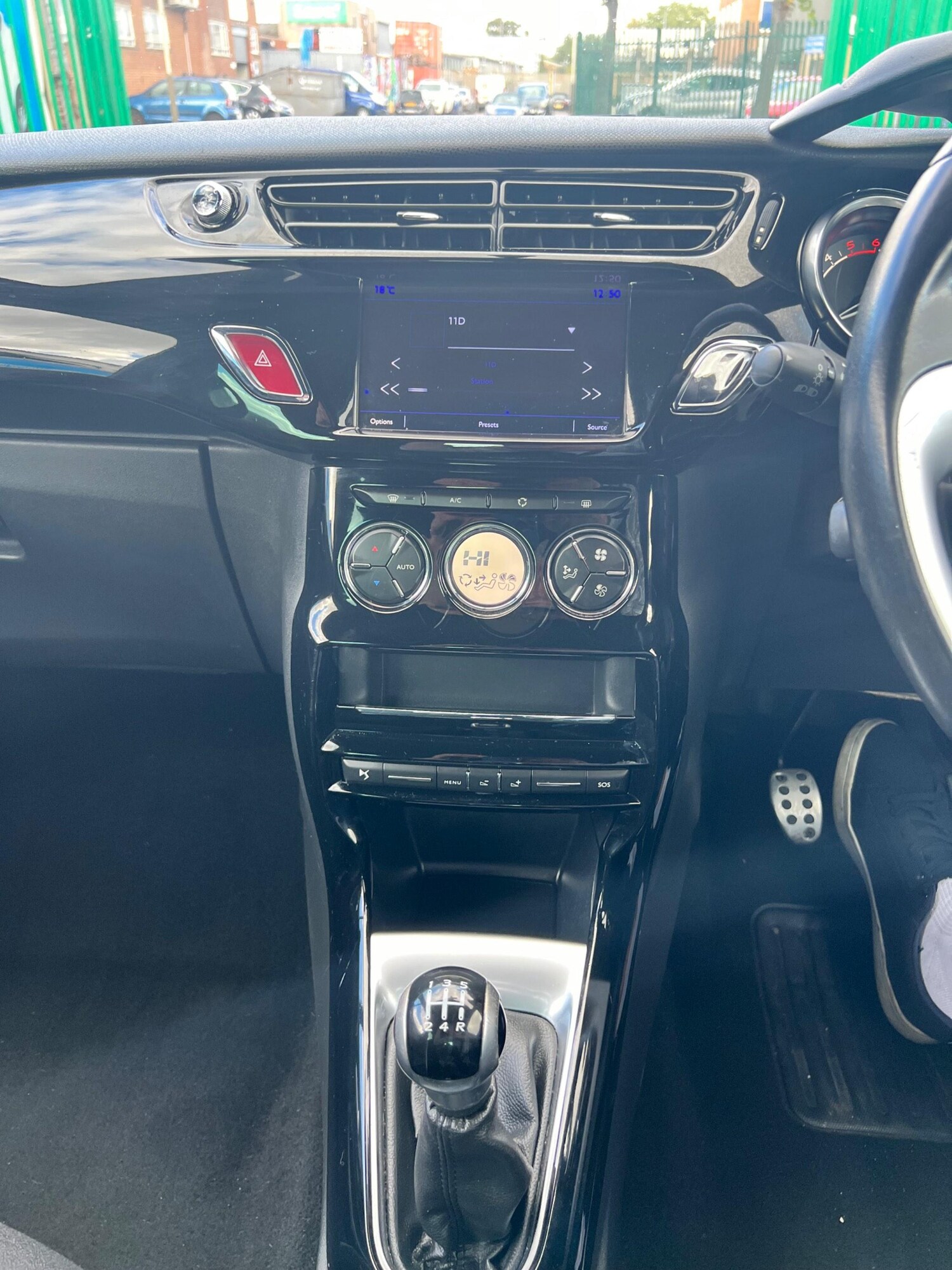 Vehicle 29