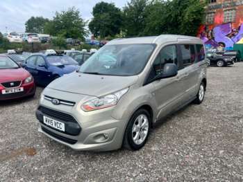 Used Ford Grand Tourneo Connect 2015 for sale - 74798581: Photo