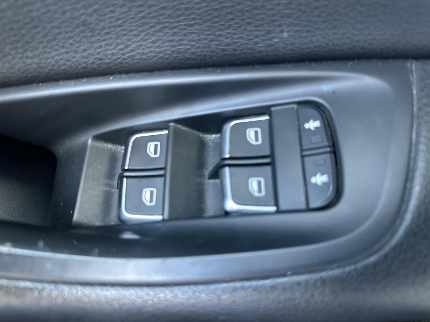 Vehicle 33