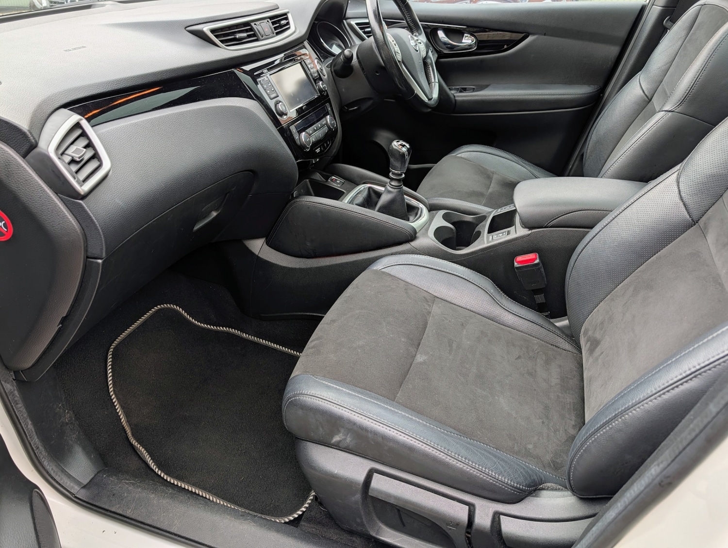 Used Nissan Qashqai 2017 for sale - 76859444: Photo 10