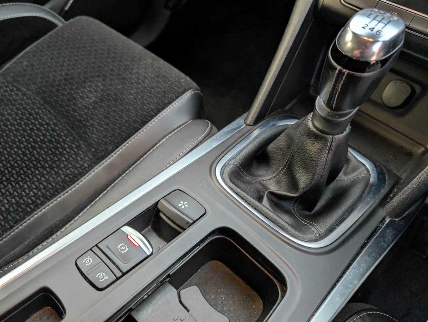 Used Renault Megane 2016 for sale - 77025629: Photo 16