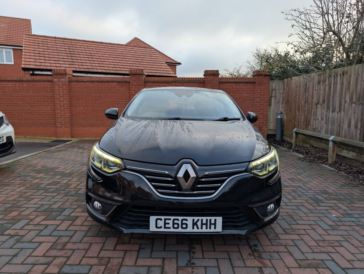 Used Renault Megane 2016 for sale - 77025629: Photo 2