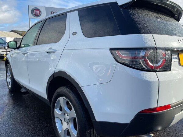 Used Land Rover Discovery Sport 2017 for sale - 64786978: Photo 10