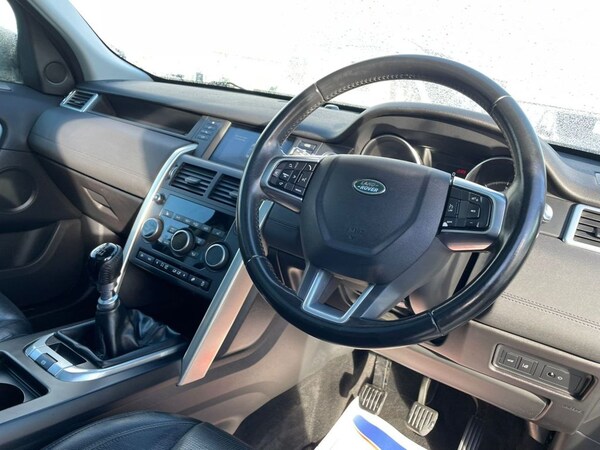 Used Land Rover Discovery Sport 2017 for sale - 64786978: Photo 15