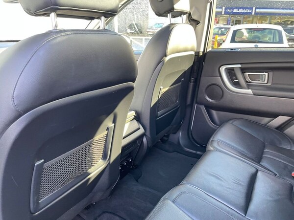 Used Land Rover Discovery Sport 2017 for sale - 64786978: Photo 31