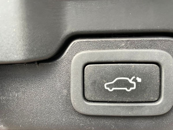 Used Land Rover Range Rover Evoque 2015 for sale - 67011947: Photo 12