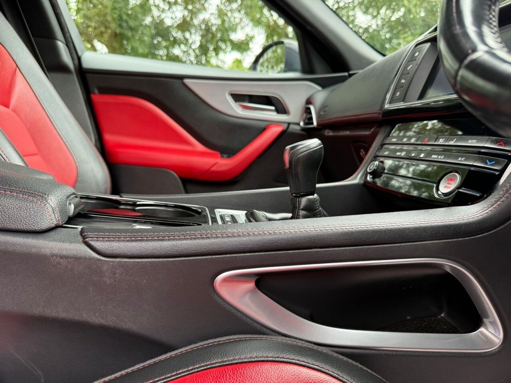 Used Jaguar F-Pace 2017 for sale - 77668784: Photo 22