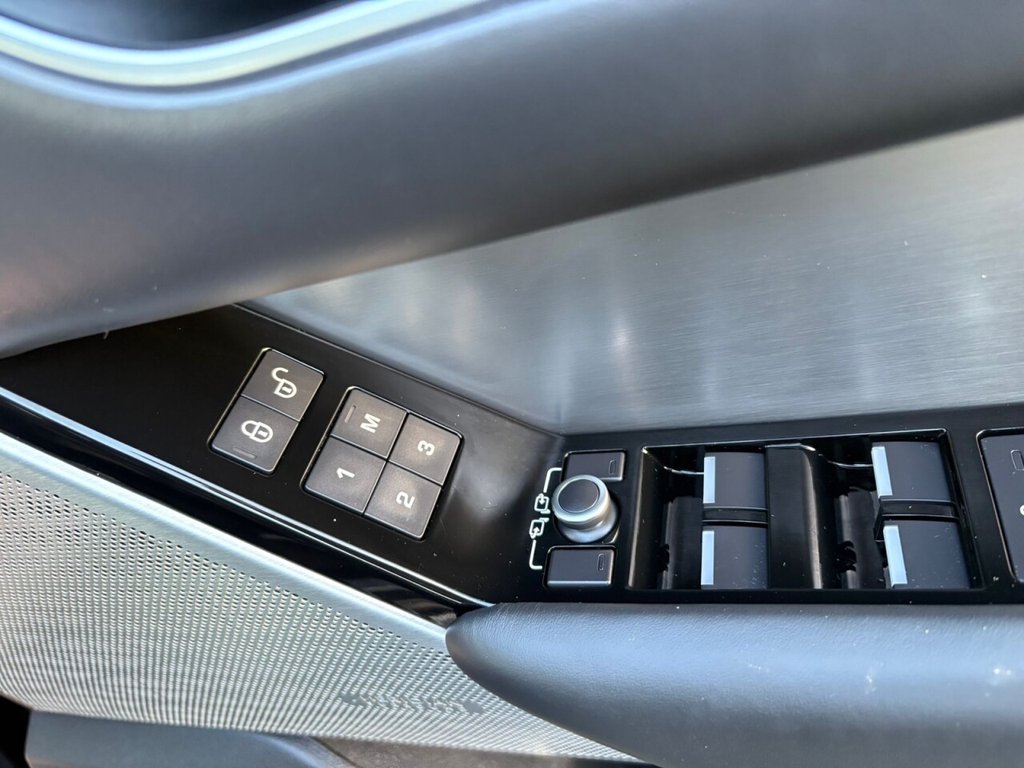 Used Land Rover Range Rover Velar 2018 for sale - 76454359: Photo 20