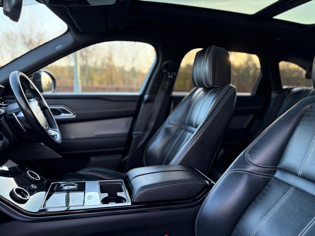 Used Land Rover Range Rover Velar 2018 for sale - 76454359: Photo 37