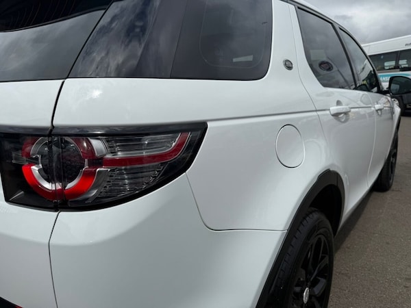 Used Land Rover Discovery Sport 2017 for sale - 74649608: Photo 12