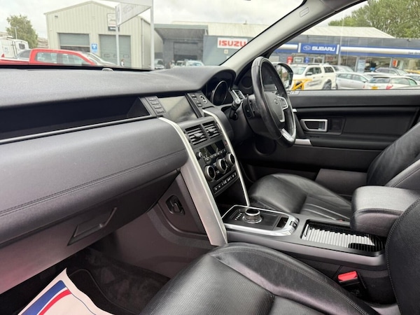 Used Land Rover Discovery Sport 2017 for sale - 74649608: Photo 47