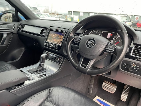 Used Volkswagen Touareg 2015 for sale - 69945762: Photo 18