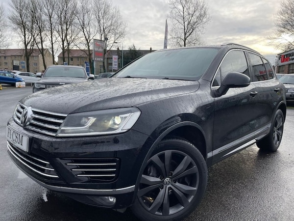 Used Volkswagen Touareg 2015 for sale - 69945762: Photo 1